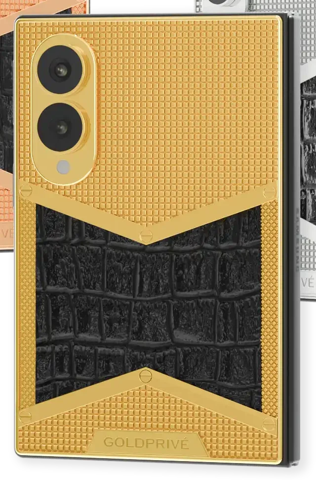 Wild Elegance Victory Gold Samsung Galaxy Z Fold8 close-up of pyramid-textured 24K Gold meeting black crocodile leather